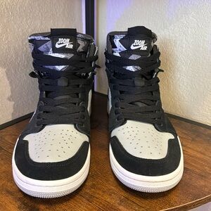 Air Jordan 1 Zoom CMFT Black Light Smoke Grey
